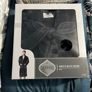 Dashing robe